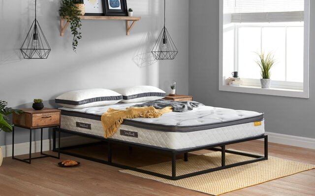 SleepSoul Heaven 1000 Pocket Gel Mattress and Luna Silk Eye Mask Double White Double 1