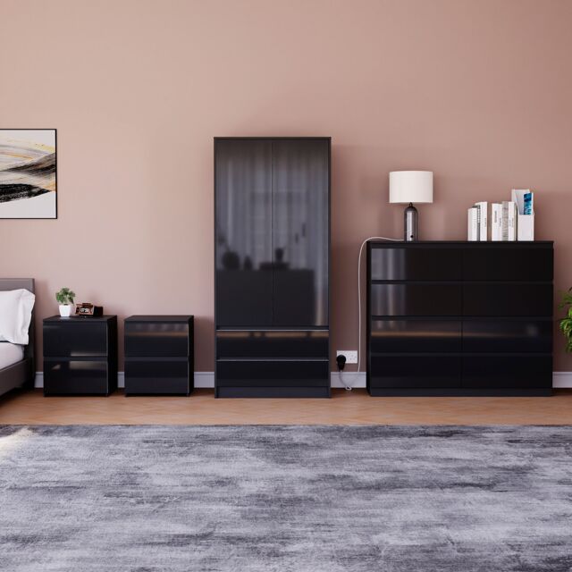 Vida Designs Glinton 4 Piece FSC Certified Bedroom Set (2 Drawer Bedside Chest x2, 8 Drawer Chest, 2 Door 2 Drawer Wardrobe), Black Black Black L 4