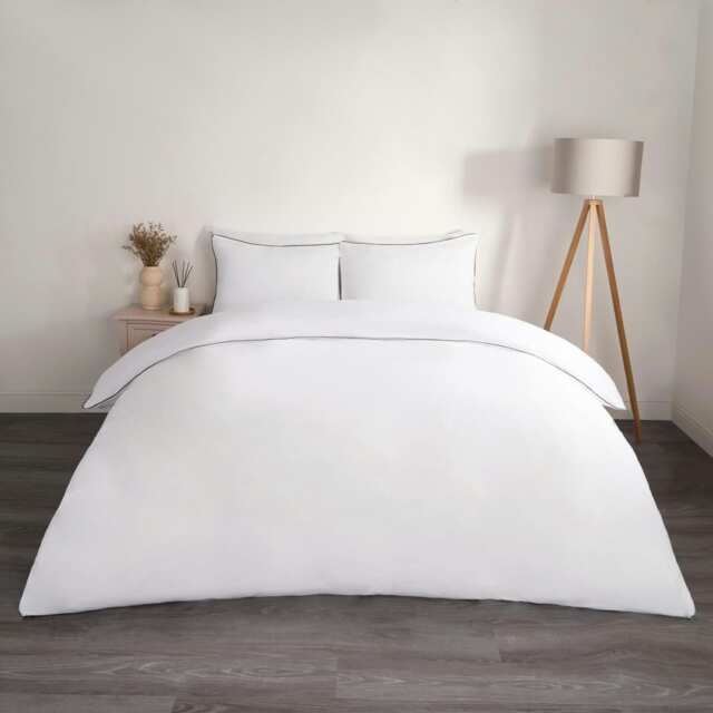 OHS Luxury Soft Microfibre Piped Edge Duvet Quilt Cover and Pillowcase Set, King - Black/White