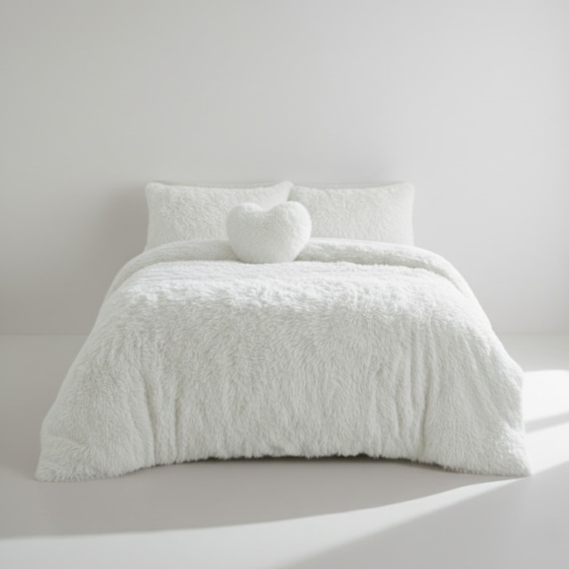 Super Fluffy Duvet Cover Ultra Soft, Cloud-Like Comfort Snug Sleep White Single