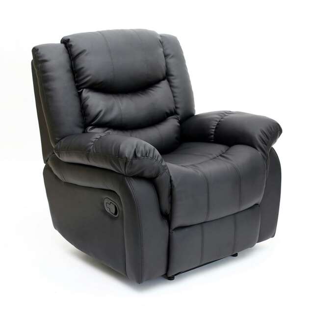 Chester Bonded Leather Manual Recliner Chair with Heat And Massage (Black)