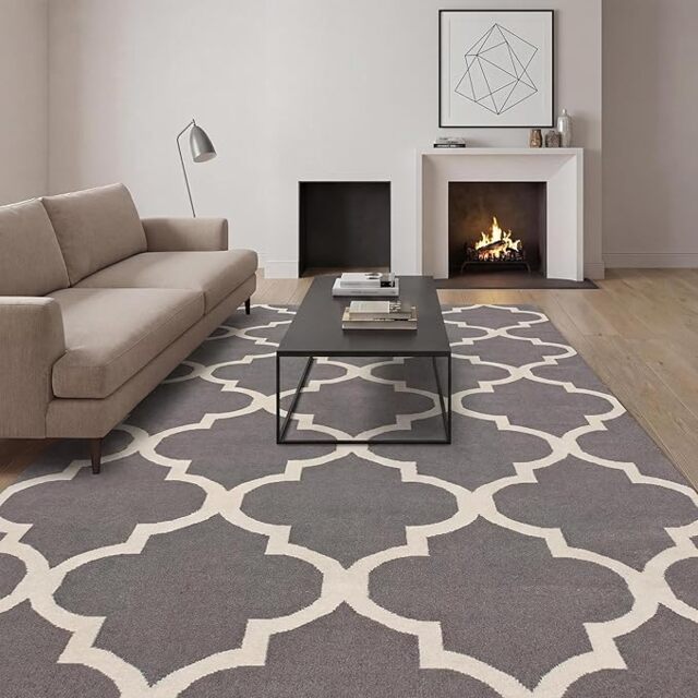 Short Pile Rectangular Diamond Pattern Rug 80x150cm