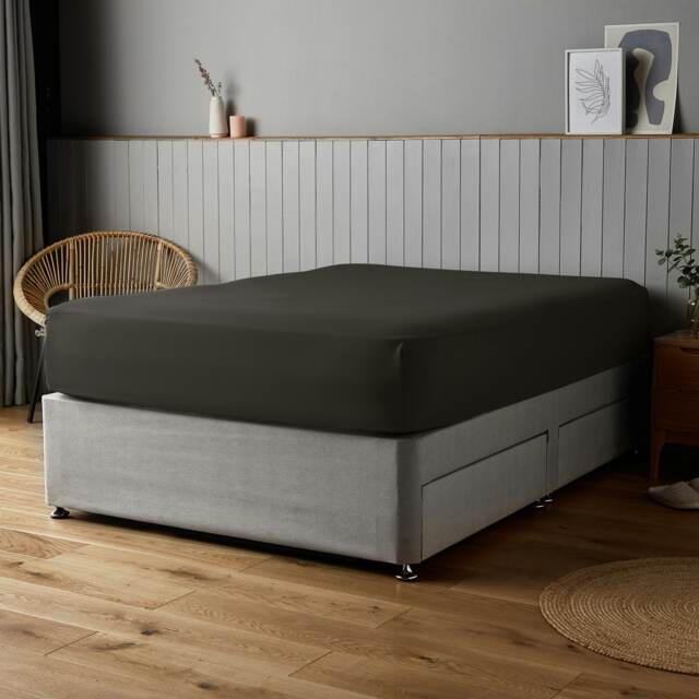 Silentnight Supersoft Fitted Sheet, Black