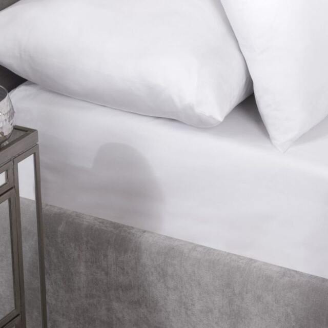 400 Thread Count Cotton Collection Extra Deep Fitted Sheet in White - Double