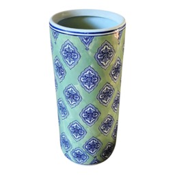 Green and White Diamond Print Umbrella Stand