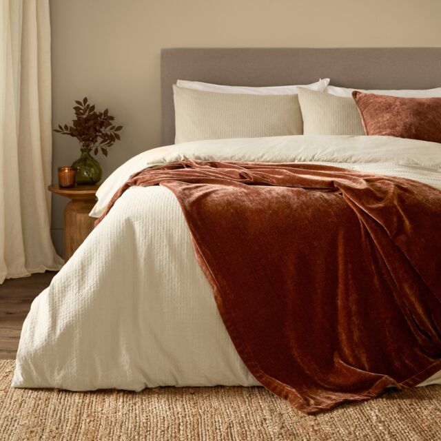 Yard Heavy Chenille Velvet Throw