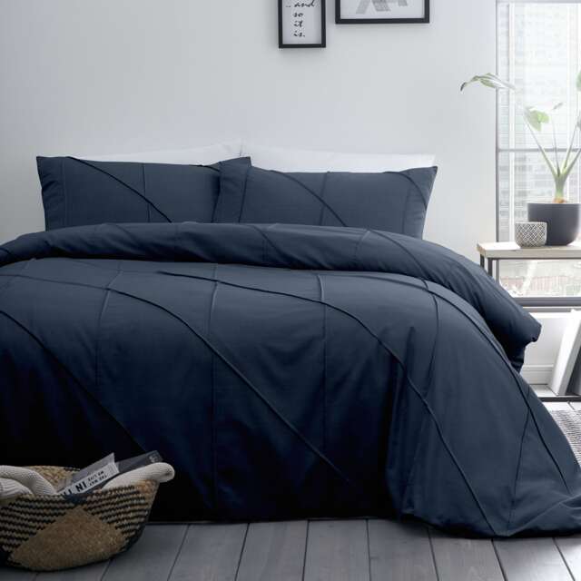 Serene Dart Duvet Cover Set Navy
