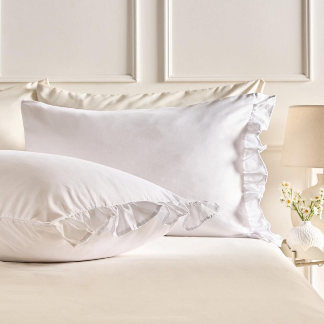 OHS 2 x Frill Edge Decor Pillowcases Microfibre Pillow Covers White Standard