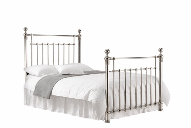 5ft King Size Antique Victorian style, chrome nickel finish traditional metal bed frame bedstead. Silver Chrome Nickel King