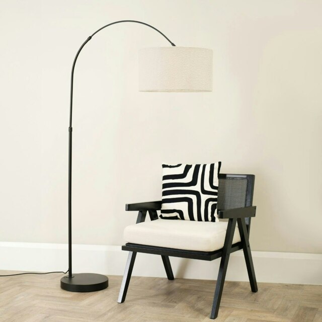 ValueLights Louis Black Arched Curved Floor Lamp Cream Boucle Shade and Bulb