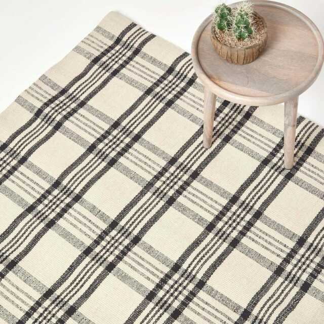 Homescapes Logan Black and White Tartan Check Non-Slip Wool Rug - 150 x 240 cm Black White & black