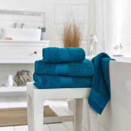 Bliss 650gsm Pima Cotton Supersoft Fluffy Towels Blue Sapphire Bath towel