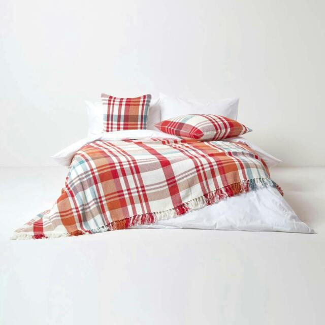 Homescapes Red Tartan Cotton Falun Throw with Tassels - 150 x 200 cm Red 1