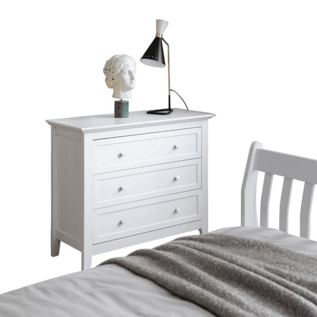 Torsby Chest of Drawers 3 Drawer Wide in Classic White