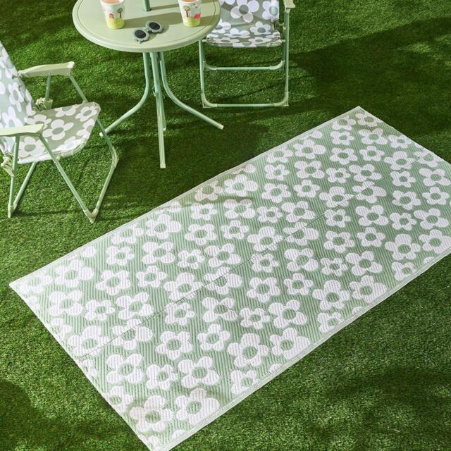 OHS Daisy Reversible Outdoor Garden Rug Waterproof Area Mat