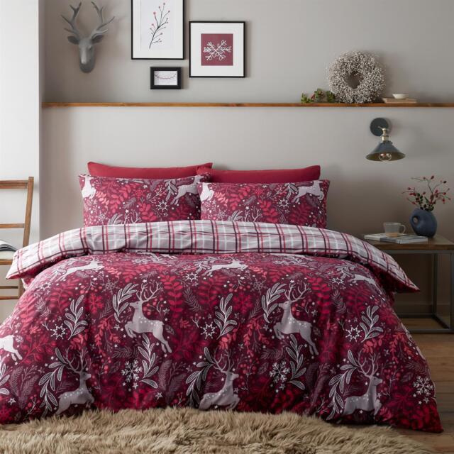 Winter Stags Christmas Red Duvet Cover Set Red Burgundy Single