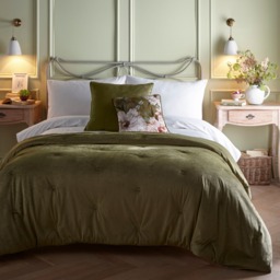 Appletree Austell Bedspread Olive