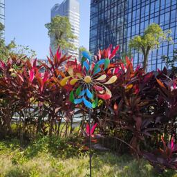 Metal Droplet Multicoloured Kinetic Wind Spinner 65cm