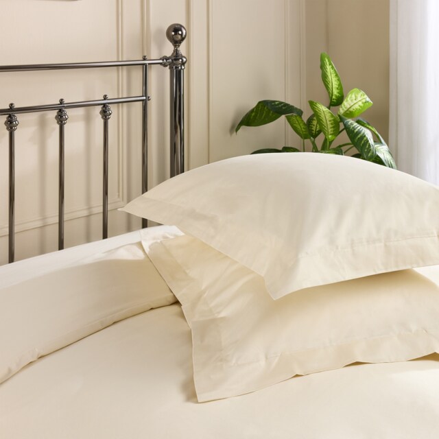 Hotel Pure Luxury 5 Star Cream Oxford Pillowcase - Pair