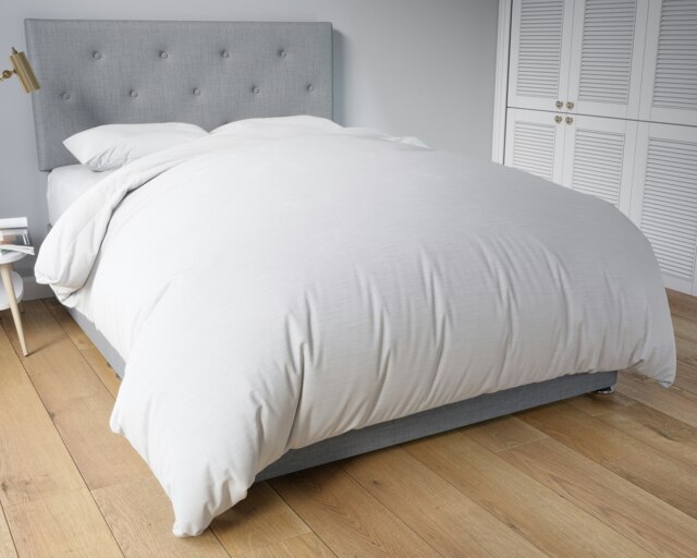 Winter Extra Warm Duvet 15 Tog Polycotton And Hollowfibre Filling Super King White