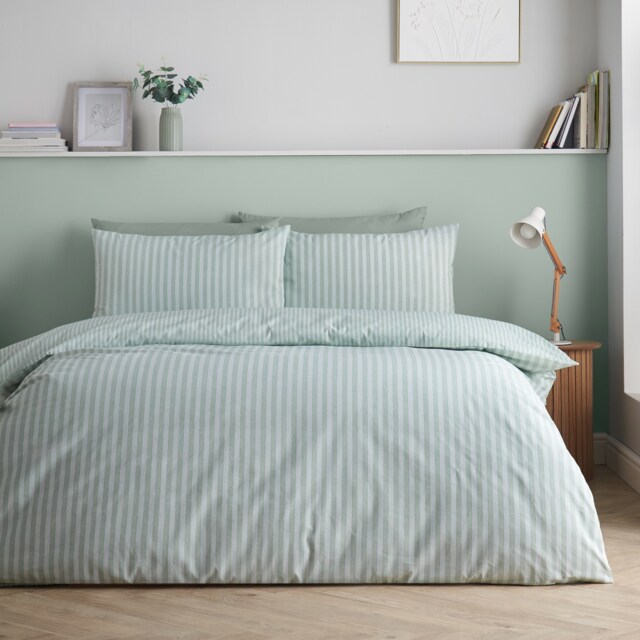 Catherine Lansfield Epping Textured Stripe Reversible Duvet Cover Set Green Double
