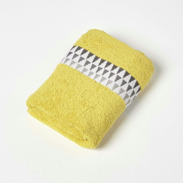Homescapes Geometric Cotton Hand Towel - Ochre Yellow