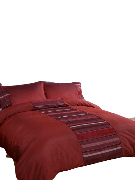 New York Polycotton Duvet Cover Set with Pillowcase Red Double 1