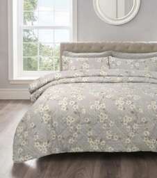 Velosso Cherry Blossom Cotton Blend Quilted Bedspread Set Multi Multi King