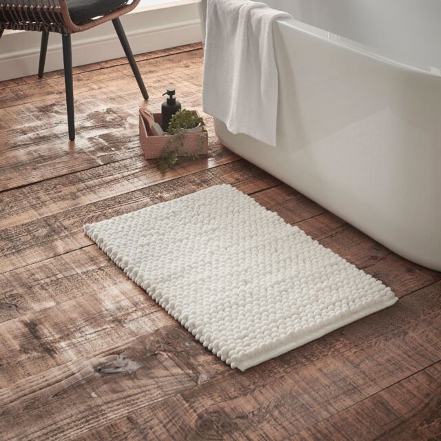 Bianca Aspen Bobble Bath Mat White 50x80cm