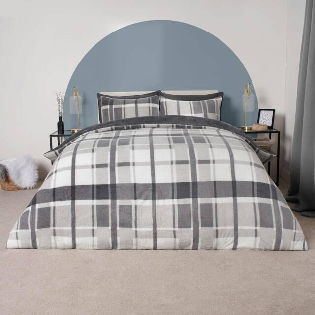 OHS Check Printed Teddy Fleece Duvet Cover and Pillowcase Set, King - Charcoal