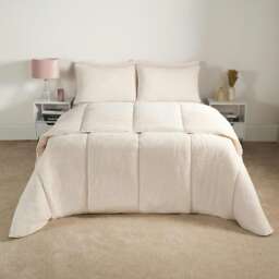 OHS Soft Teddy Fleece Coverless 10.5 Tog Duvet And Pillowcase Bedding Set, Double - Cream
