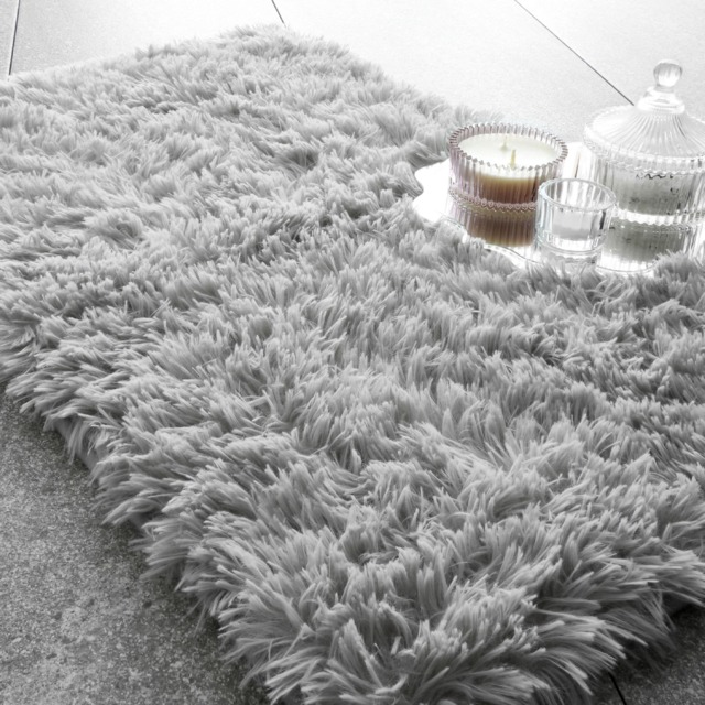 Catherine Lansfield Cuddly Deep Pile Faux Fur Bath Mat Silver Silver Grey 50x80cm