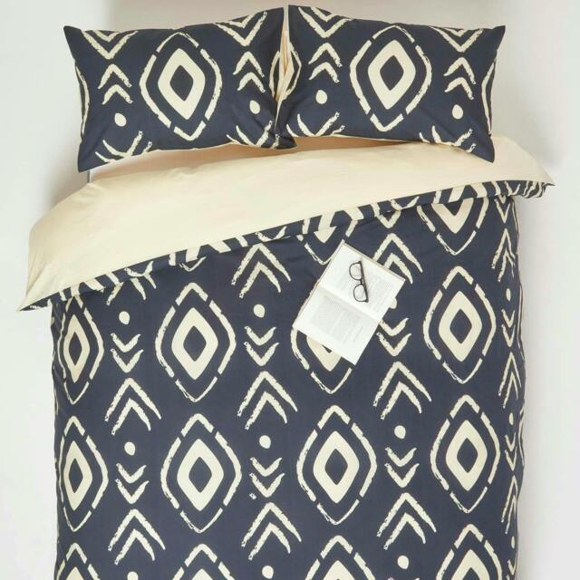 Homescapes Black Aztec Digitally Printed Cotton Duvet Cover Set - Super King Black Super King