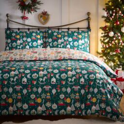 Fusion Christmas Ornaments Duvet Cover Set Green