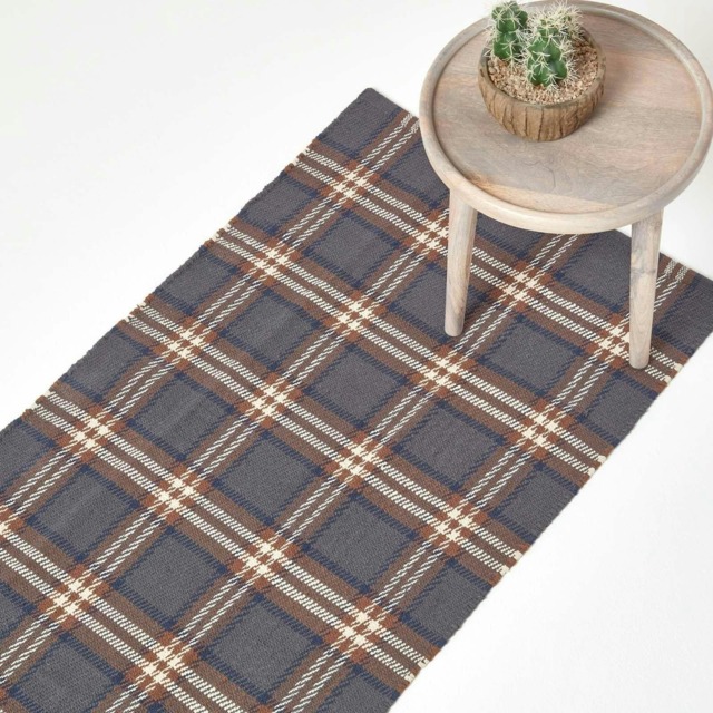Homescapes Hamilton Handwoven Grey and Brown Tartan Cotton Runner - 66 x 200 cm Brown Grey & brown