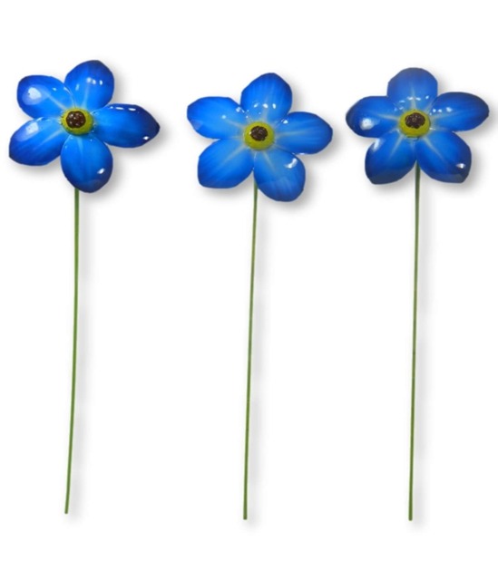On Trade Winds Three Metal Forget Me Not Flower Decoration Garden Ornament 48cm