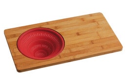 Aleki Bamboo Chopping Board With Silicone Colander