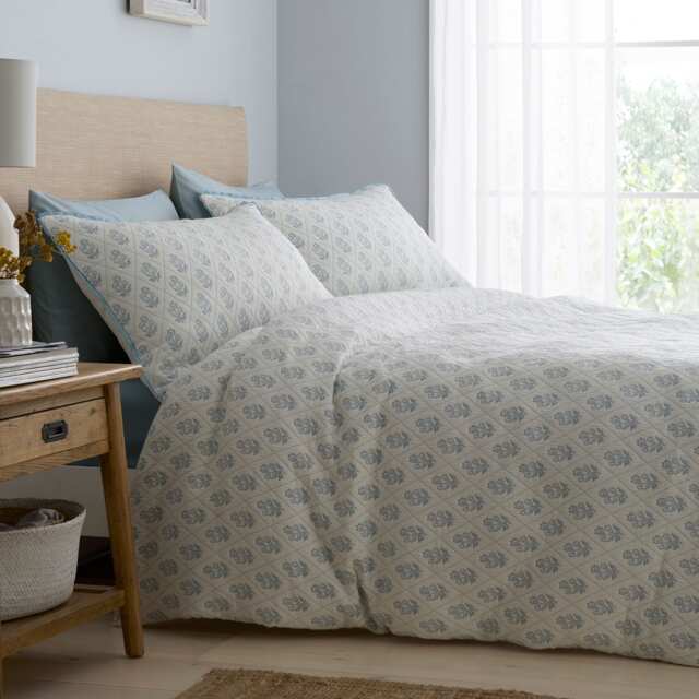 D & D Block Floral Duvet Cover Set Blue
