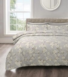 Velosso Cherry Blossom Cotton Blend Quilted Bedspread Set Multi Multi Single
