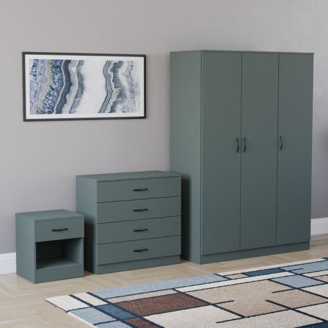 Vida Designs Riano 3 Piece Bedroom Set (1 Drawer Bedside Chest, 4 Drawer Chest, 3 Door Wardrobe) - Green