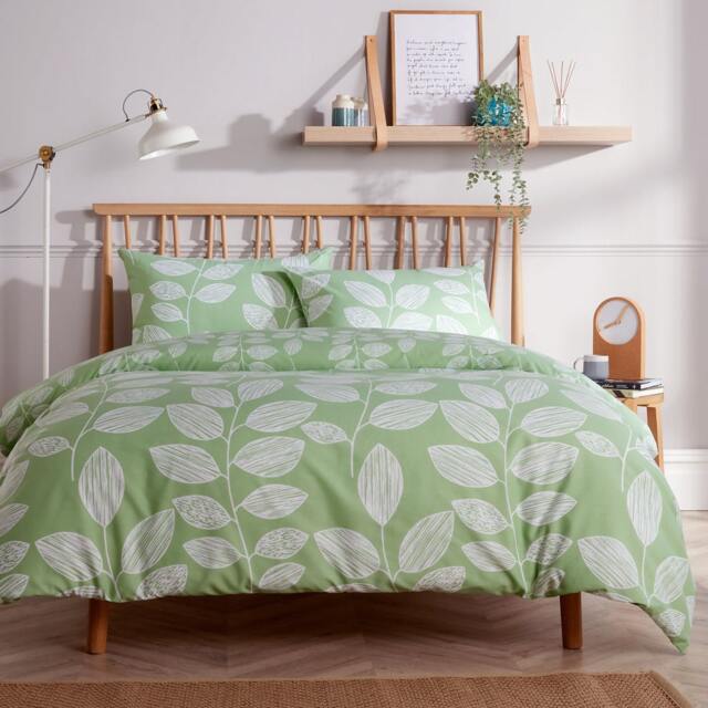 Leaves Printed Duvet Set in Sage Green - Double Green Green Double