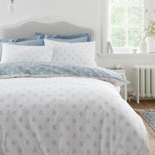 Bianca Esme Floral 200 Thread Count Cotton Reversible Duvet Cover Set White / Blue Blue White / Blue Double