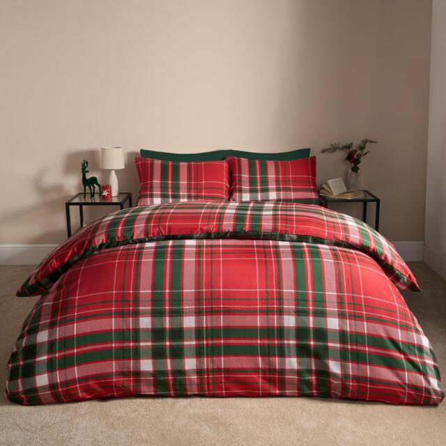 OHS Traditional Christmas Check Soft Microfibre Duvet Cover and Pillowcase Set Red King