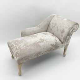 Mini Chaise Longue - Crushed Velvet - L46 x W120 x H57 cm - Cream
