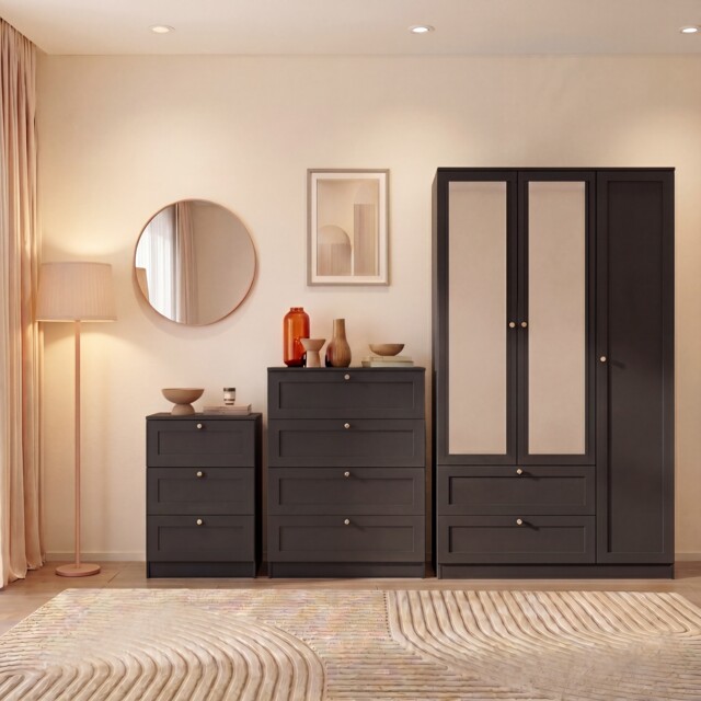 Vida Designs Altino 3 Piece Bedroom Set (3 Drawer Bedside, 4 Drawer Chest, 3 Door 2 Drawer Mirrored Wardrobe), Black