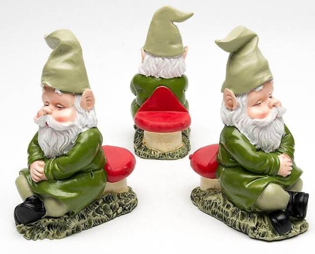 Sleeping Gnome Plant Pot Feet - Set of 3 Green