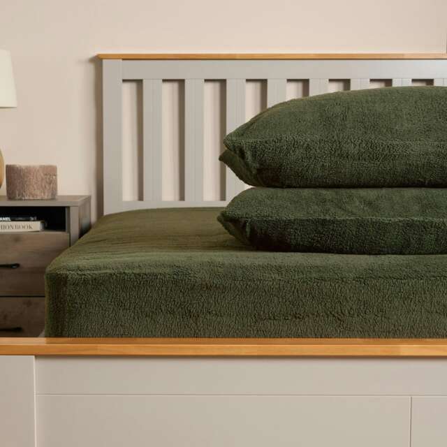 OHS 4 Pack Soft Cosy Teddy Fleece Pillowcases, 50x75cm - Woodland Green