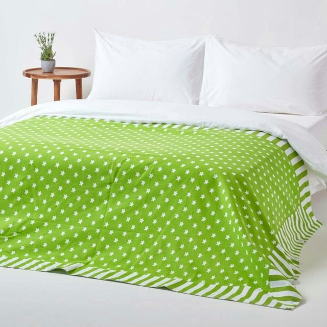 Homescapes Cotton Stars and Stripes Decorative Green Sofa Throw - 150 x 200 cm Green 1