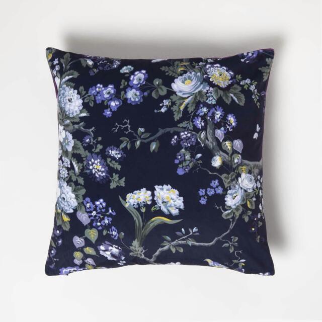 Homescapes Floral Midnight Garden Purple Filled Velvet Cushion - 46 x 46 cm Purple 46 x 46 cm 1