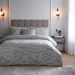 Paoletti Ellora Jaqcuard Duvet Cover Set Silver Silver Double 1